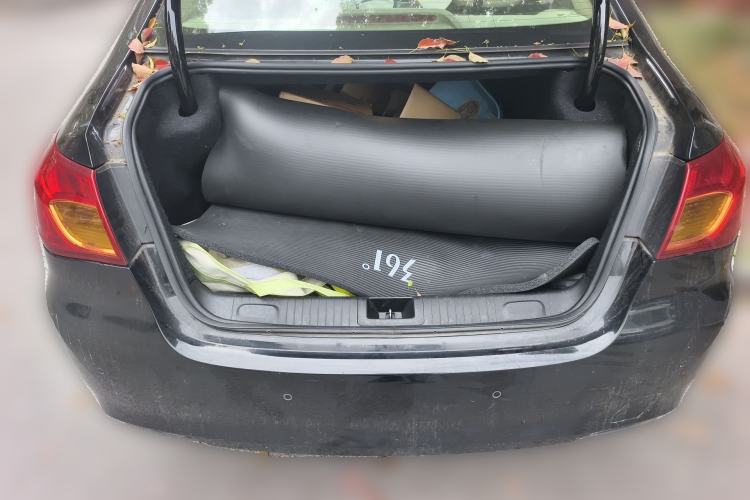 Used Roewe 950 2012 2.0L Comfort Edition Trunk