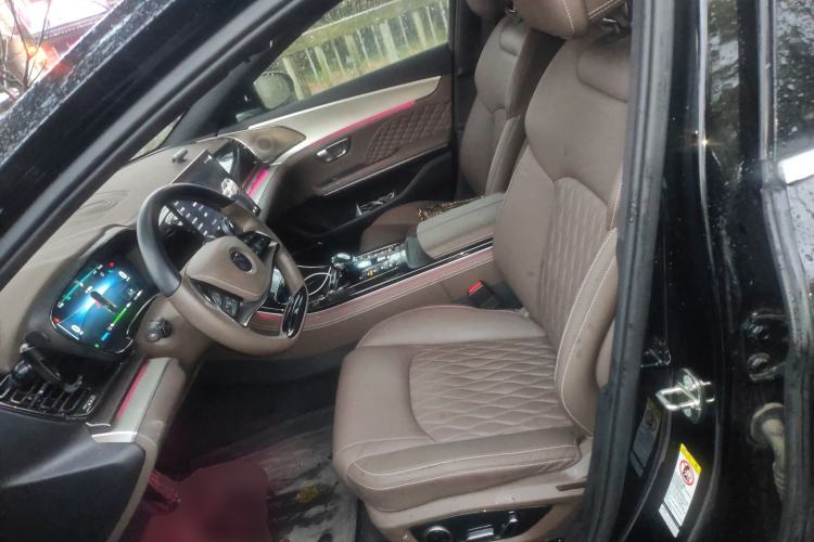 Used BYD Han 2024 EV Glory Edition 506KM Front-Wheel-Drive Premium Model
