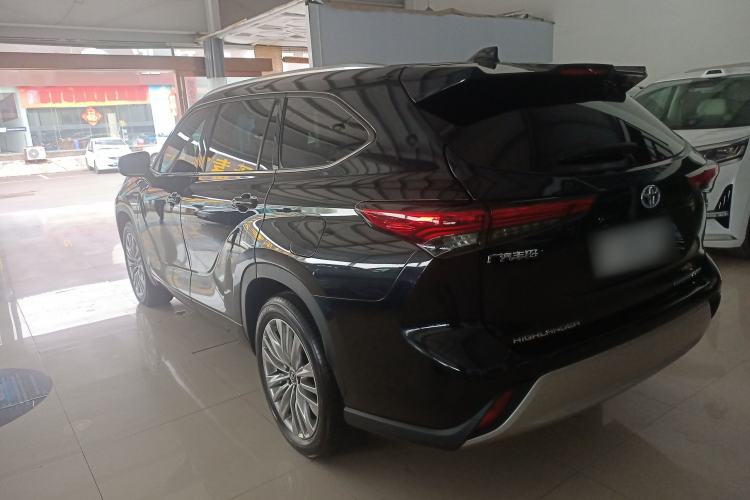 Used Toyota Highlander 2023 2.5L Smart Electric Hybrid Dual-Motor All-Wheel-Drive Supreme Edition – 7 Seats
