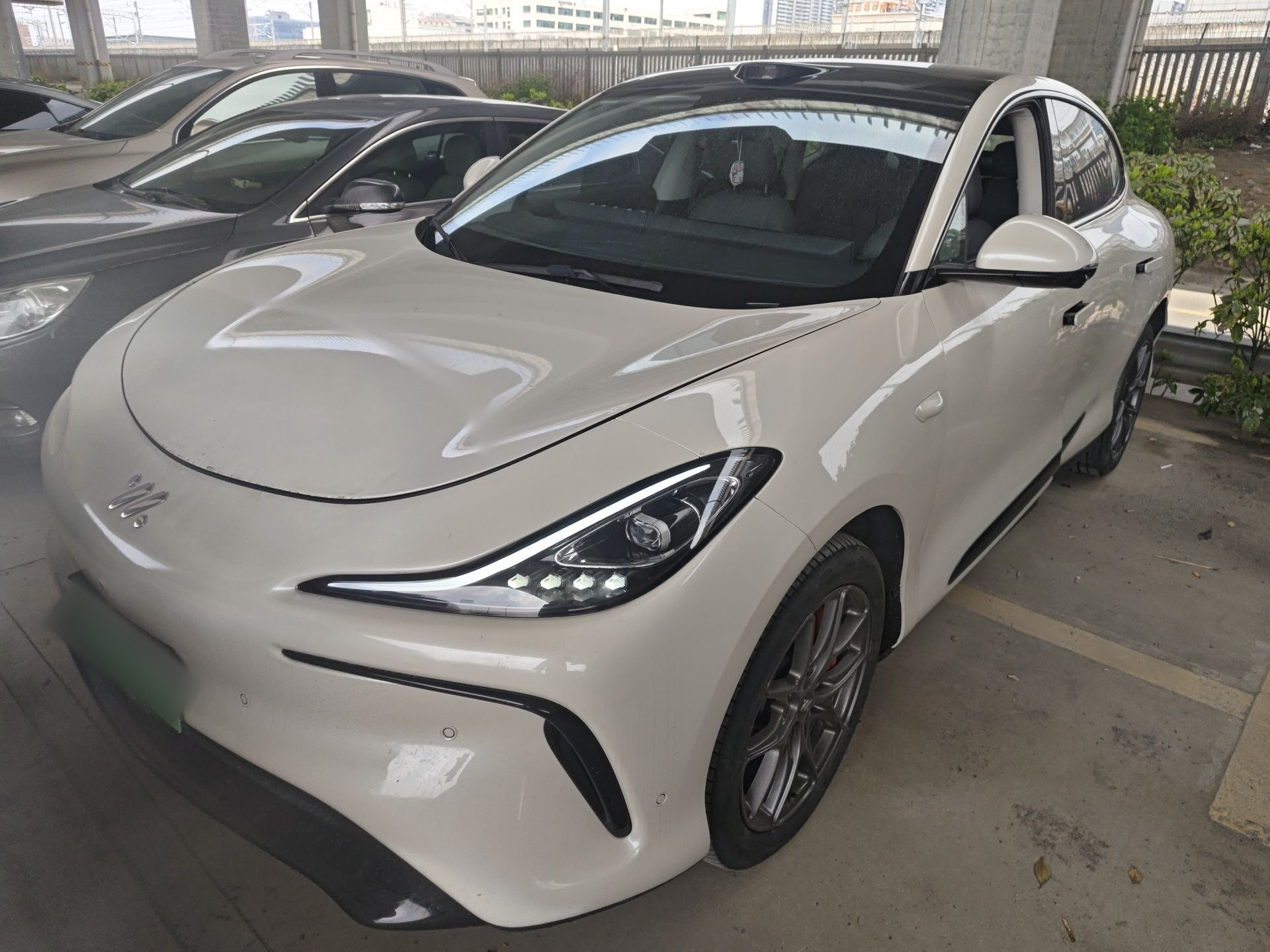 Parte inferior delantera