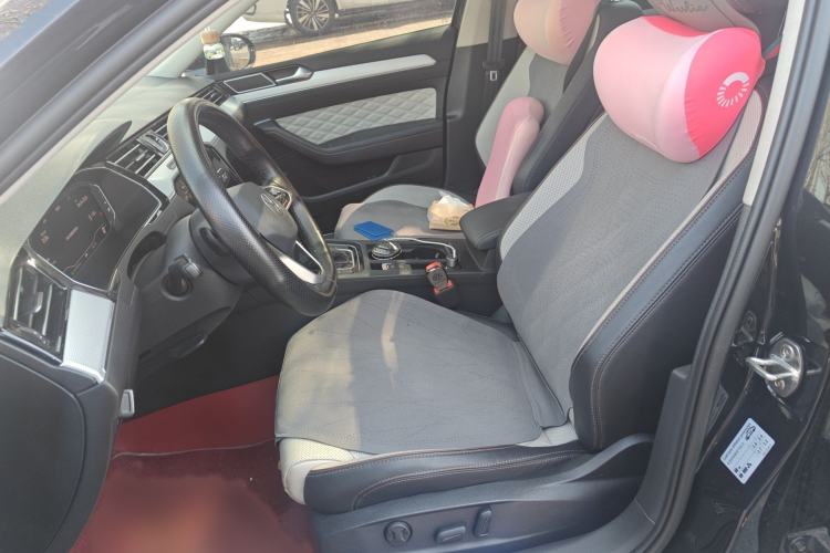 Used Volkswagen Magotan 2023 2 Million Units Commemorative Edition 330TSI DSG Luxury Version Left Front Seat