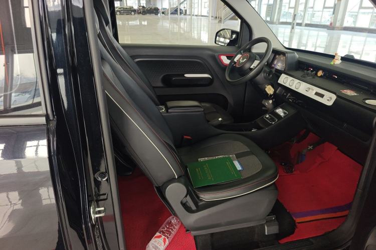 Used Wuling Hongguang MINIEV 2022 GAMEBOY 200km Gaming Edition with Lithium Iron Phosphate Right Front Seat