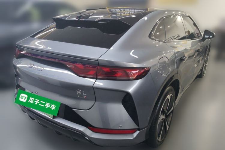 Used BYD Song L EV 2025 Intelligent Driving Version 662 km LiDAR Excellence Edition
