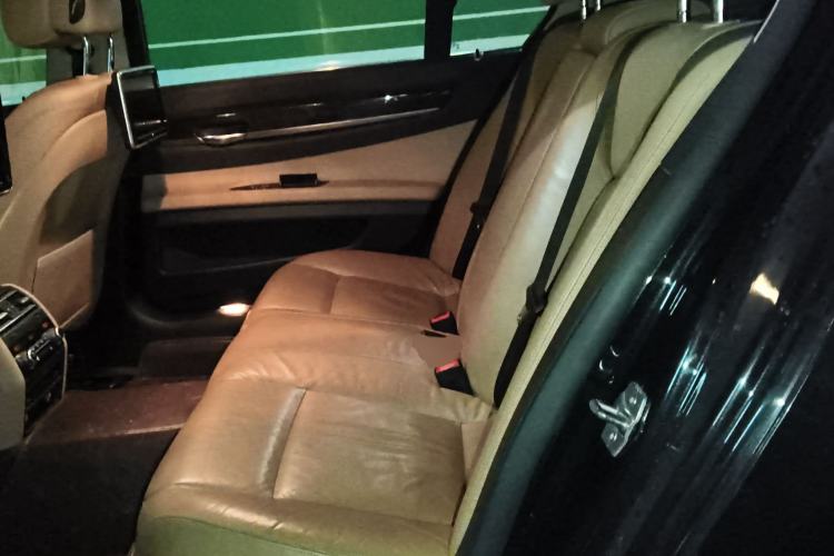 Used BMW 7 Series 2013 730Li Leading Model
