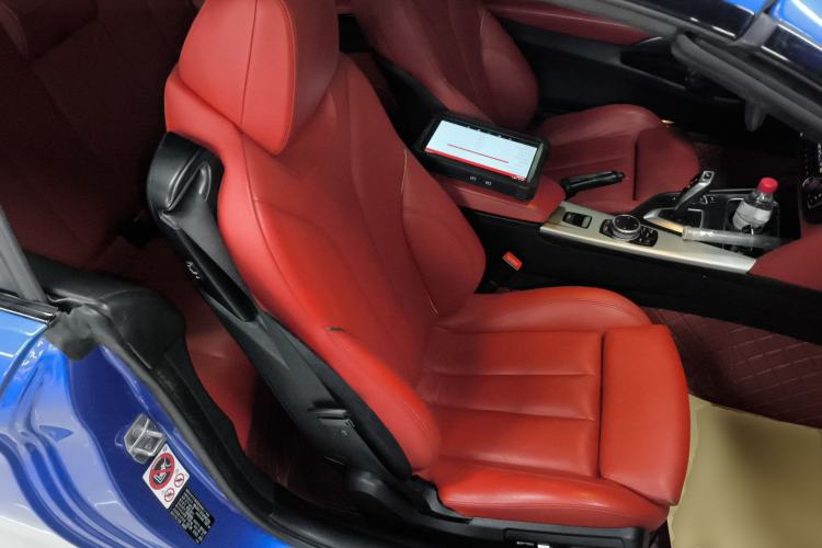 Used BMW 4 Series 2014 420i Convertible Design Line Package
