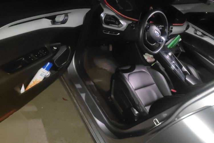 Used Geometry A 2022 Pro 430KM Commuter Edition Driver Seat