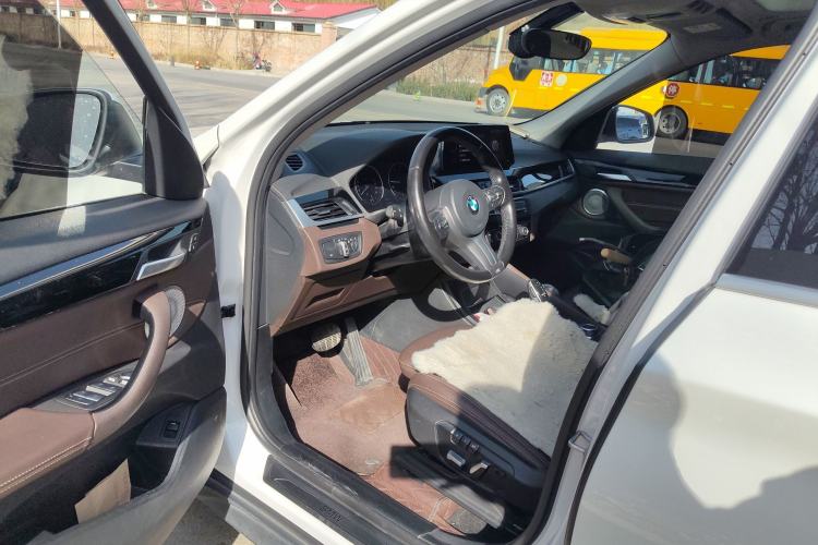 Used BMW X1 2020 sDrive25Li Leading Model
