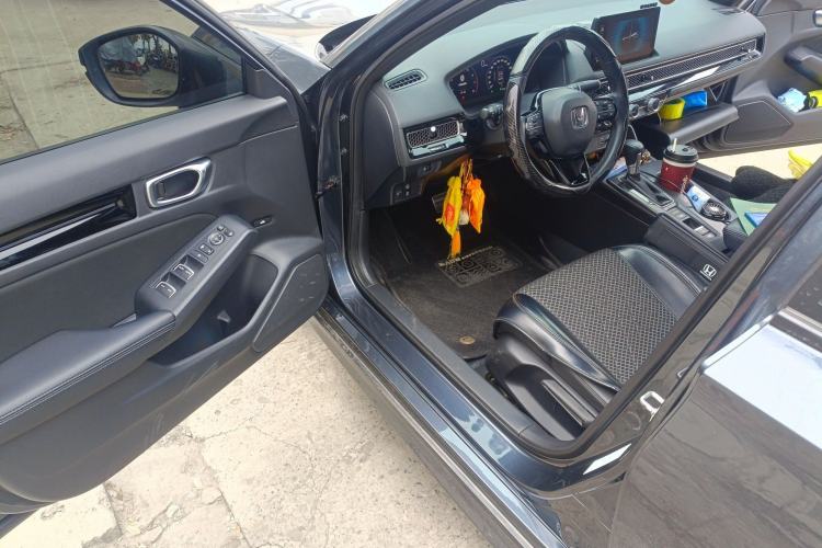 Used Honda Civic 2022 240TURBO CVT Dynamic Edition
