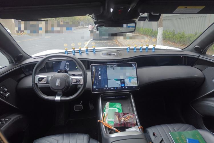 Used Avatr 11 2023 Harmony 90° Luxury Edition Center Console