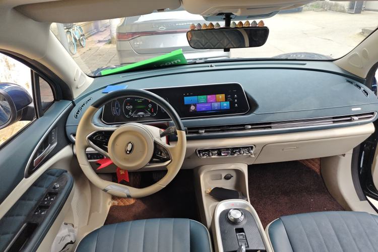 Used ORA Good Cat 2022 400km Standard Range Luxury Version Lithium Iron Phosphate
