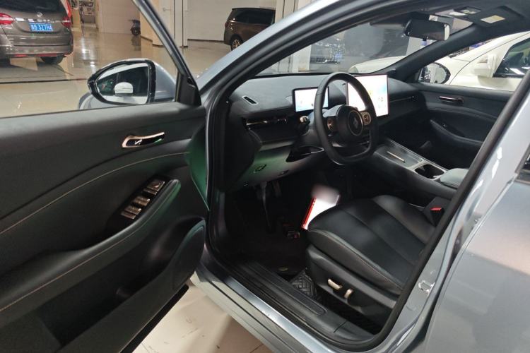 Used Baojun Yunhai 2024 140km Plug-in Hybrid Version