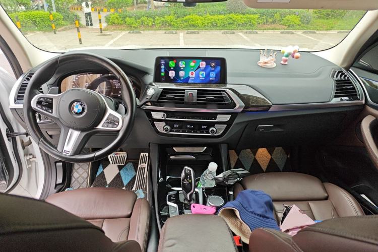 Used BMW X3 2021 xDrive30i Luxury Model with M Sport Package Center Console