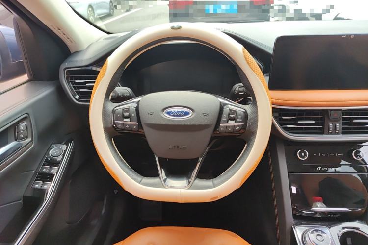 Used Ford Escape 2020 EcoBoost 245 Four-Wheel Drive Luxury Edition