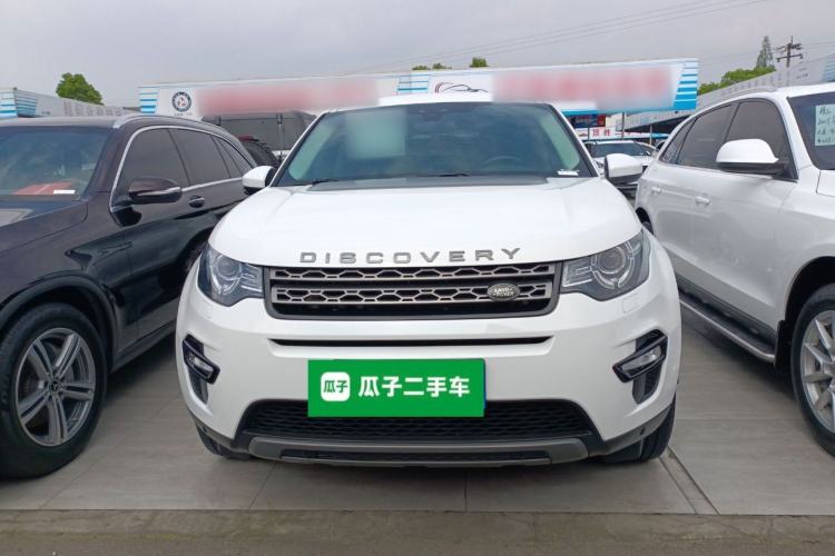 Used Land Rover Discovery Sport 2019 240 PS SE Version China VI Standard Front