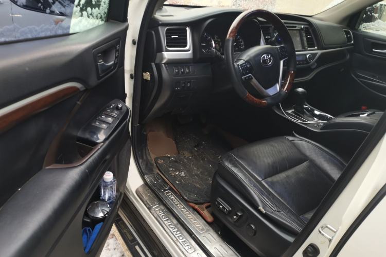 Used Toyota Highlander 2015 2.0T Four-Wheel Drive Ultimate Edition 7-Seater