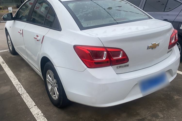 Used Chevrolet Cruze 2015 1.5L Classic SL MT