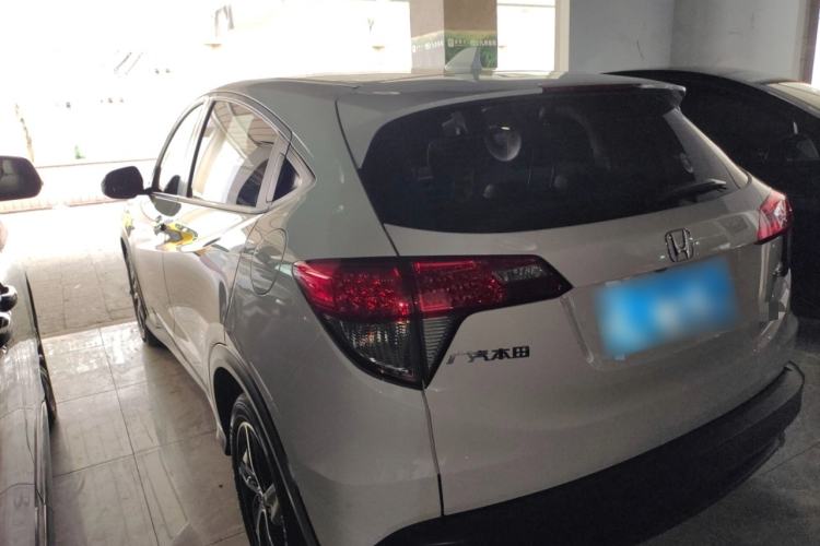 Used Honda Vezel 2020 1.5L CVT Pioneer Edition
