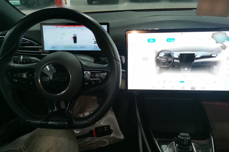 Used BYD Seal 2022 550 km Standard Range Rear-Wheel Drive Prestige Version