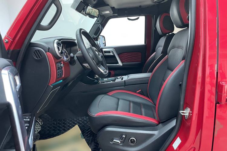 Used BAIC Off-Road BJ40 2019 2.3T Automatic Four-Wheel Drive Urban Hunter Edition Flagship Model China VI Emission Standard