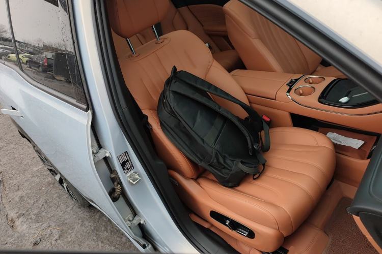 Used AION V 2024 Aion Tyrannosaurus 650 Smart Premium Edition