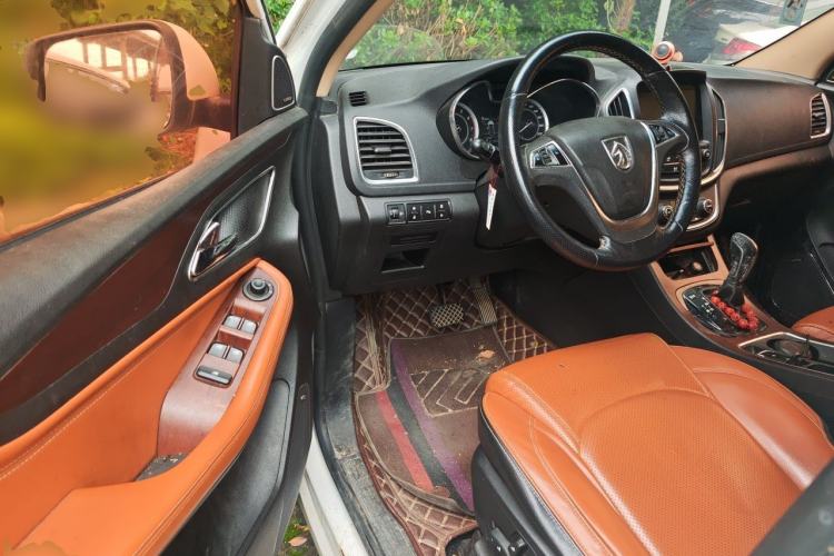 Used Baojun 560 2017 Rhythmic Edition 1.8L iAMT Prestige Model