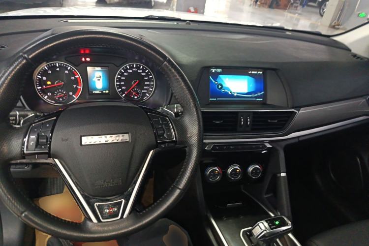 Used Haval H6 2018 Red-Label Sport Edition 1.5T Automatic Two-Wheel Drive Elite Model Center Console