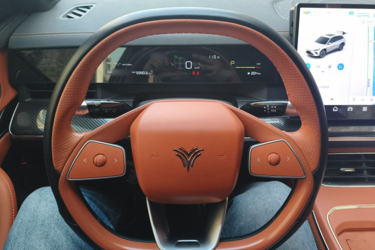 Used NETA L 2024 Extended-Range 310 Flash-Charge Red Edition