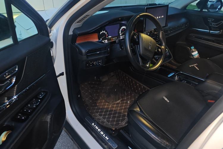 Used Lincoln Corsair 2021 2.0T Two-Wheel-Drive Luxury Edition
