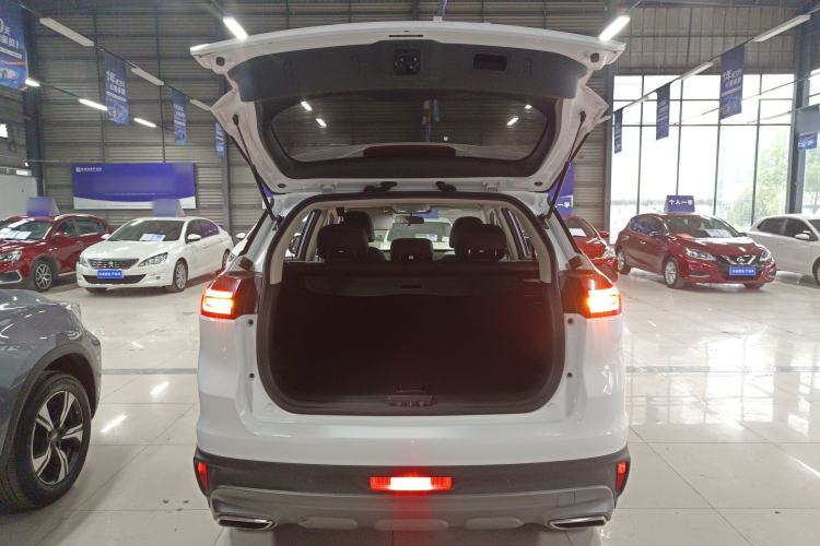 Used Geely Auto Emgrand X7 Sport 2018 1.8TD Automatic Two-Wheel Drive Smart Connect 4G Internet Edition Trunk