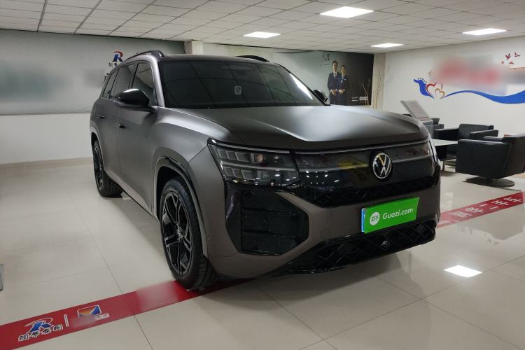 Used Volkswagen Teramont 2025 Tiguan Pro 450TSI Four-Wheel Drive Summit Edition Front Right 45 Deg