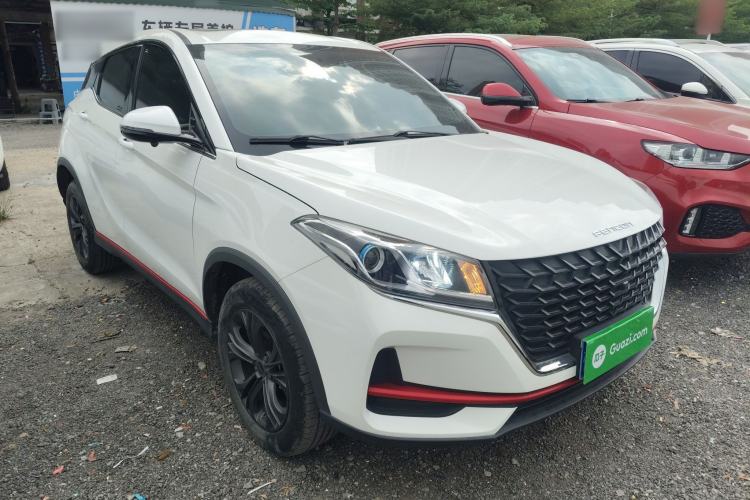 Used Dongfeng Fengon 500 2022 1.5T CVT Comfort Edition Front Right 45 Deg