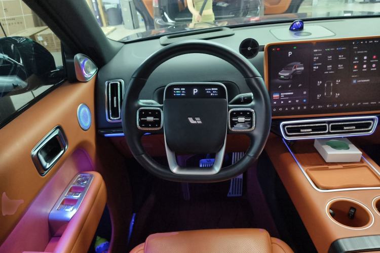 Used Li Auto L8 2023 Pro Model Steering Wheel