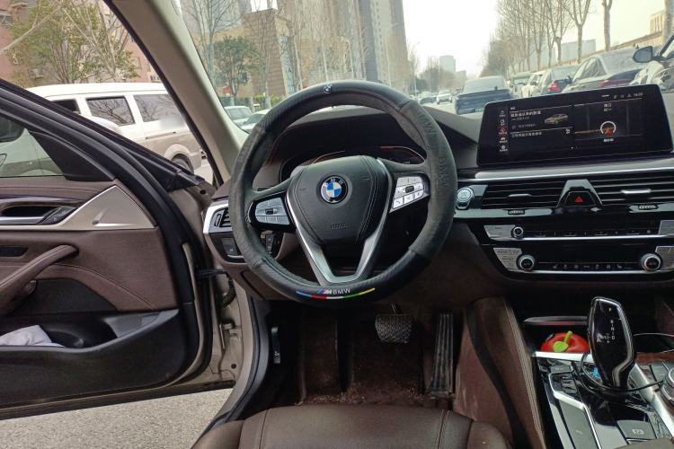 Used BMW 5 Series 2020 525Li Luxury Package
