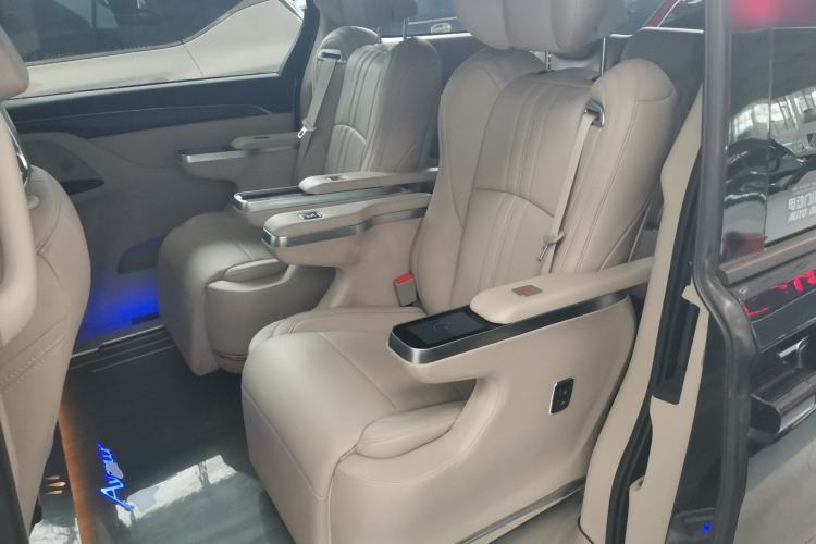 Used Buick GL8 2023 ES Lu Zun Comfort Model