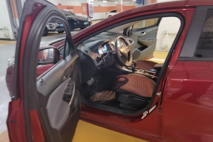 Used Chevrolet Cruze 2017 1.5L Automatic Pioneer Sunroof Edition