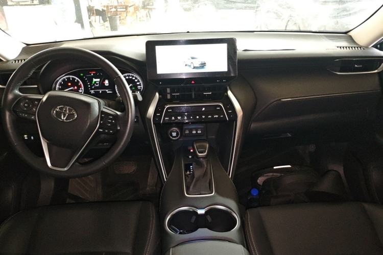 Used Toyota Harrier 2023 2.0L CVT Two-Wheel Drive Entry Version Center Console