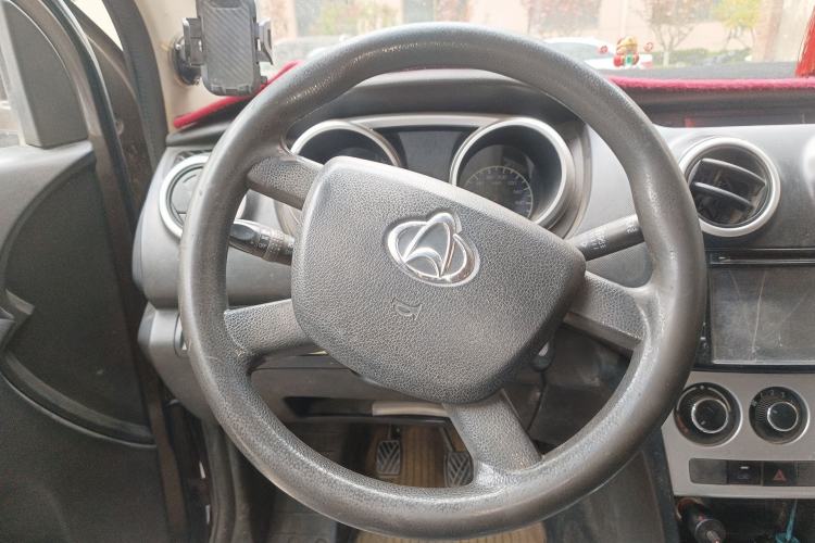 Used CHANGAN KAICHENG Ounuo S 2014 1.5L Base Version Steering Wheel