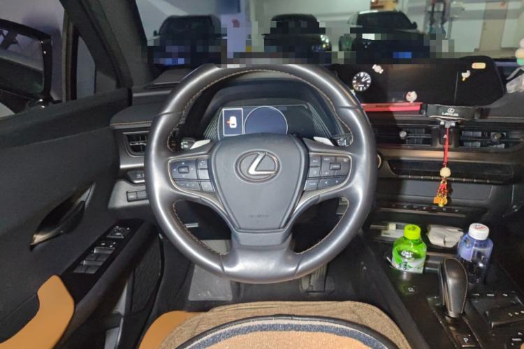 Used Lexus UX New Energy 2020 300e Pure·Joy Edition
