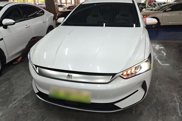 Used BYD Qin PLUS 2024 Honor Edition EV 510KM Leading Model Front