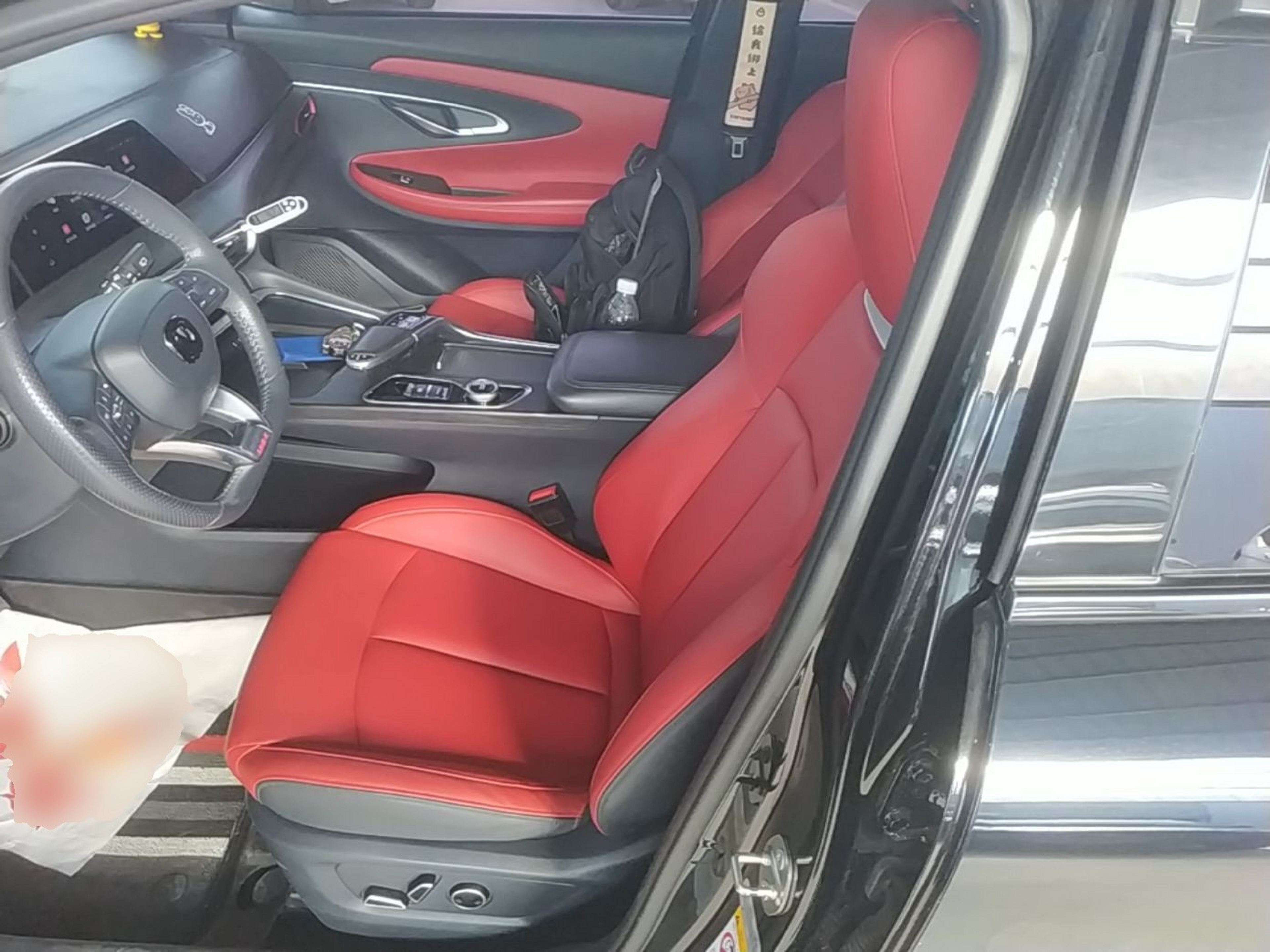 Vordere Reihe im Auto