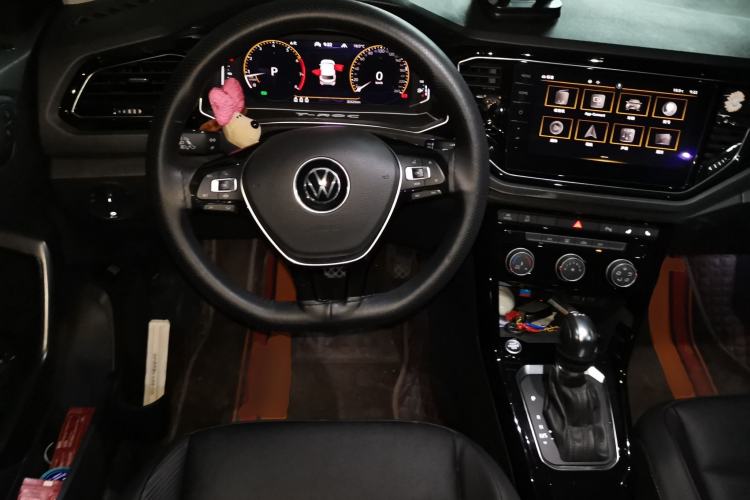 Used Volkswagen T-ROC 2021 Revised Version 280TSI DSG Two-Wheel Drive Comfort & Smart Connectivity Edition Steering Wheel
