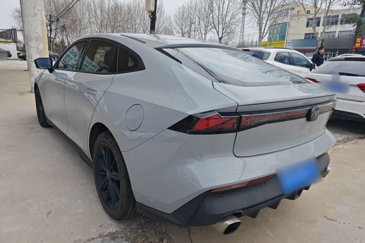 Used Changan UNI-V 2022 1.5T Prestige Version