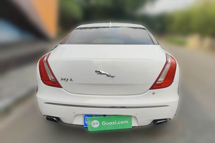 Used Jaguar XJ 2014 XJL 2.0T Two-Wheel-Drive Elegant Business Edition Rear
