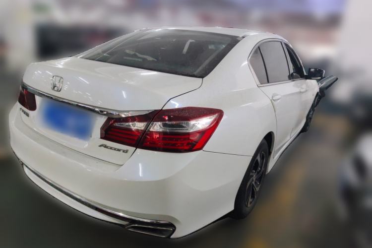 Used Honda Accord 2016 2.0L Elite Edition Rear Right 45 Deg