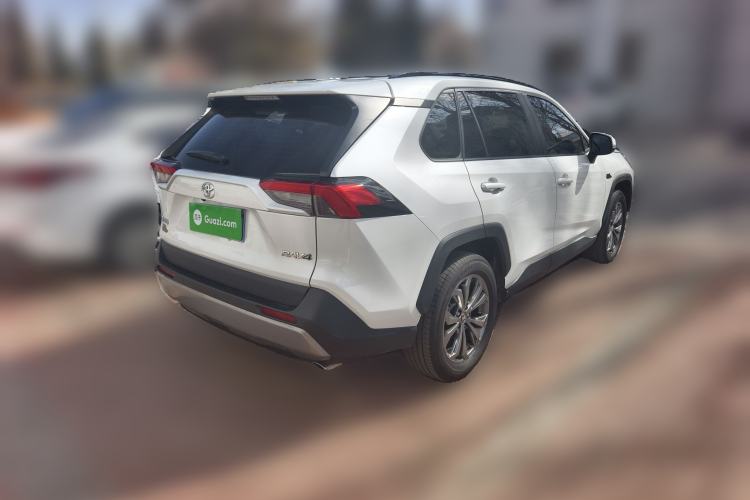 Used Toyota RAV4 2023 2.0L CVT Two-Wheel Drive 20th Anniversary Platinum Edition