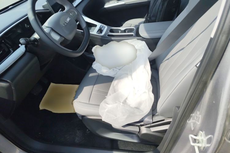 Used Geely Galaxy Geome 2026 Model 310km Youth Edition
