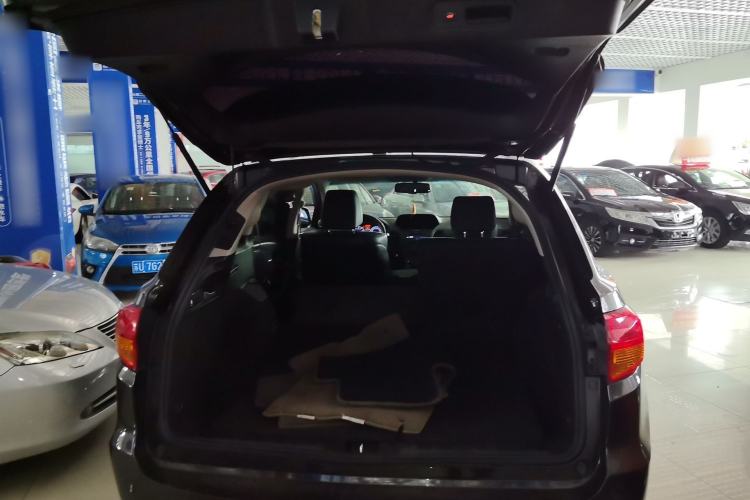 Used Acura RDX 2013 3.0L Two-Wheel Drive Elite Edition Trunk