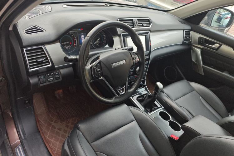 Used Haval H2 2016 Red-Label 1.5T Manual Two-Wheel Drive Luxury Model