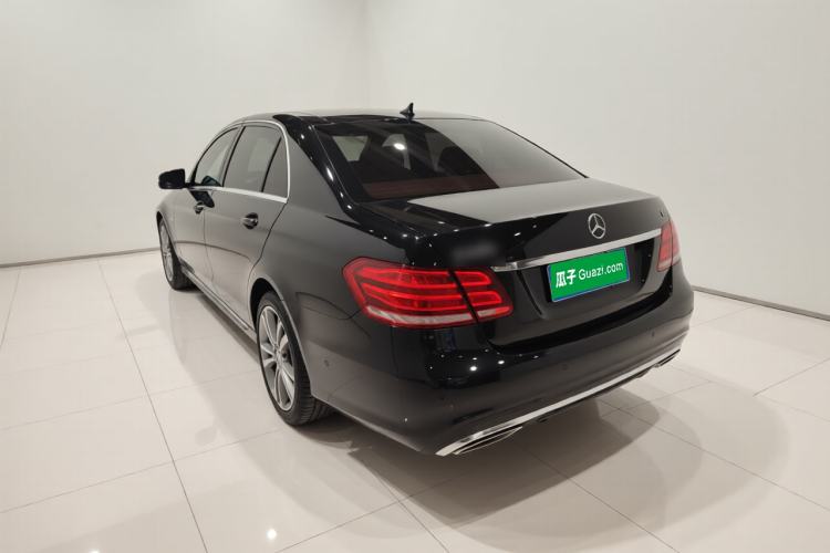 Used Mercedes-Benz E-Class 2015 Facelift E 200 L Sport Edition Exterior 2