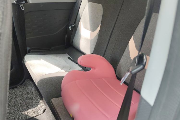 Used Chery QQ Ice Cream 2022 170km Sundae Phosphate Lithium-Ion Left Rear Seat